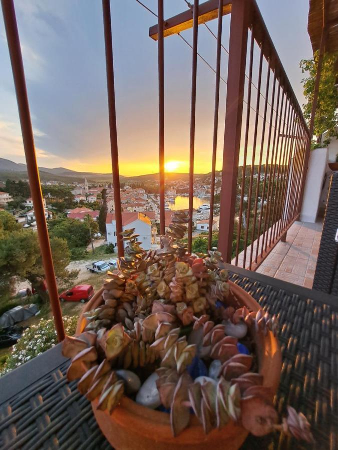 Apartment Sea View Єлса Екстер'єр фото