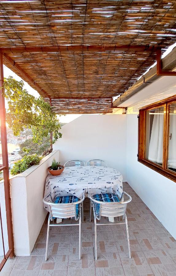 Apartment Sea View Єлса Екстер'єр фото